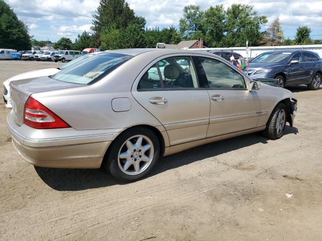 WDBRF64J73F318774 - 2003 MERCEDES-BENZ C 320 金色 照片 3