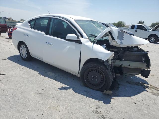 3N1CN7AP4EL864114 - 2014 NISSAN VERSA S WHITE photo 4