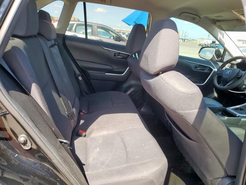 2T3H1RFV2KC018300 - 2019 TOYOTA RAV4 LE შავი ფოტო 11