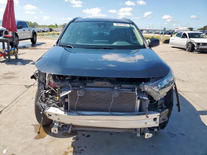 2T3H1RFV2KC018300 - 2019 TOYOTA RAV4 LE შავი ფოტო 5