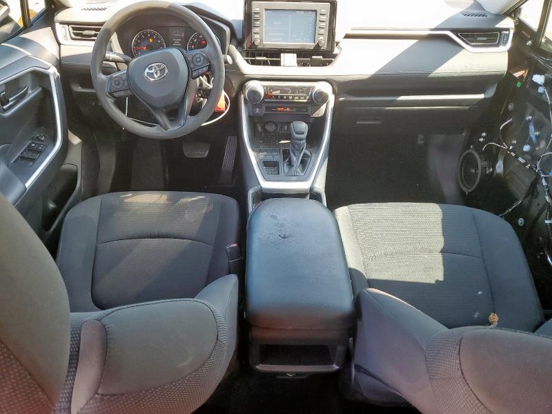 2T3H1RFV2KC018300 - 2019 TOYOTA RAV4 LE შავი ფოტო 8