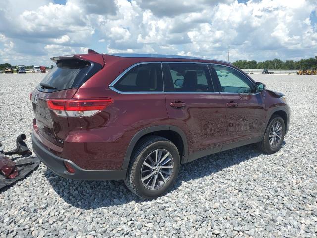 5TDKZRFH7KS346398 - 2019 TOYOTA HIGHLANDER SE MAROON photo 3