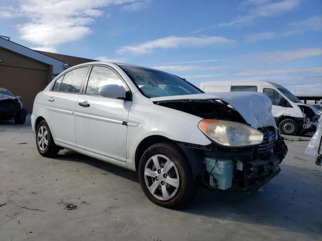 KMHCN46C48U191557 - 2008 HYUNDAI ACCENT GLS WHITE photo 4