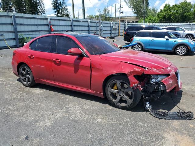 ZARFAEBN6J7567079 - 2018 ALFA ROMEO GIULIA 红色 照片 4
