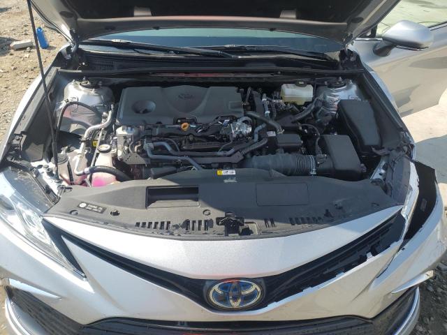 4T1F31AK3PU600873 - 2023 TOYOTA CAMRY XLE SILVER photo 11