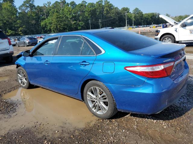 4T1BF1FK7HU682333 - 2017 TOYOTA CAMRY LE 蓝色 照片 2