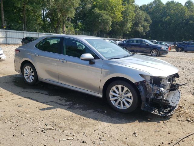 4T1B11HK5KU221439 - 2019 TOYOTA CAMRY L SILVER photo 4