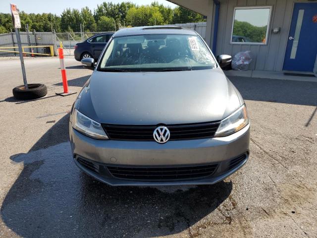 3VWDX7AJ8CM324468 - 2012 VOLKSWAGEN JETTA SE ნაცრისფერი ფოტო 5