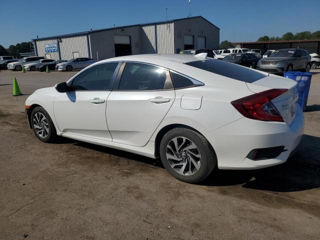 19XFC2F75JE039922 - 2018 HONDA CIVIC EX WHITE photo 2