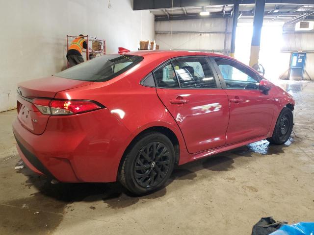 5YFEPMAE4MP184003 - 2021 TOYOTA COROLLA LE أحمر صورة 3