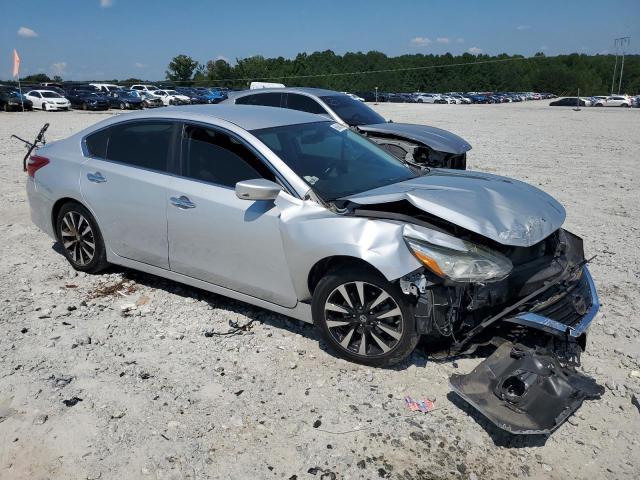 1N4AL3AP2JC119358 - 2018 NISSAN ALTIMA 2.5 SILVER photo 4