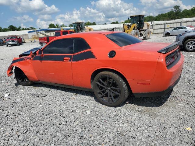 2C3CDZFJ9LH161490 - 2020 DODGE CHALLENGER R/T SCAT PACK ORANGE photo 2