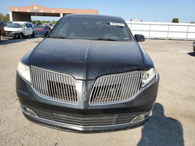 2LMGJ5M98DBL57853 - 2013 LINCOLN MKT BLACK photo 5