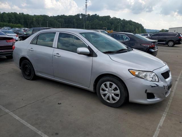 2T1BU4EE9AC497971 - 2010 TOYOTA COROLLA BASE SILVER photo 4
