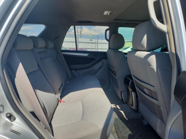 JTEBU14R460079530 - 2006 TOYOTA 4RUNNER SR5 银色 照片 11