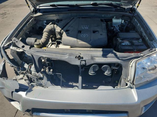 JTEBU14R460079530 - 2006 TOYOTA 4RUNNER SR5 银色 照片 12