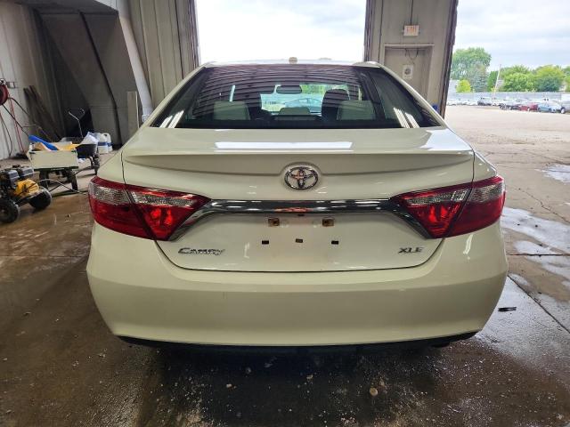 4T1BF1FK5FU001373 - 2015 TOYOTA CAMRY LE WHITE photo 6