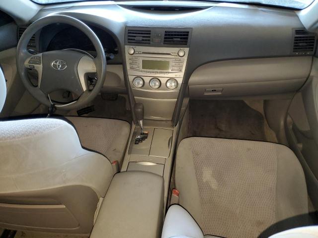 4T1BF3EK5BU192445 - 2011 TOYOTA CAMRY BASE GRAY photo 8