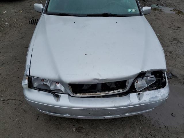 YV1LW5548W2400707 - 1998 VOLVO V70 SILVER photo 12