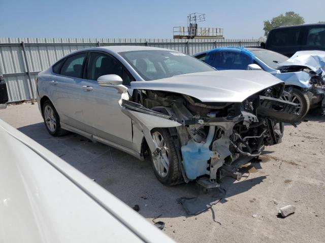 3FA6P0H77GR258782 - 2016 FORD FUSION SE SILVER photo 4