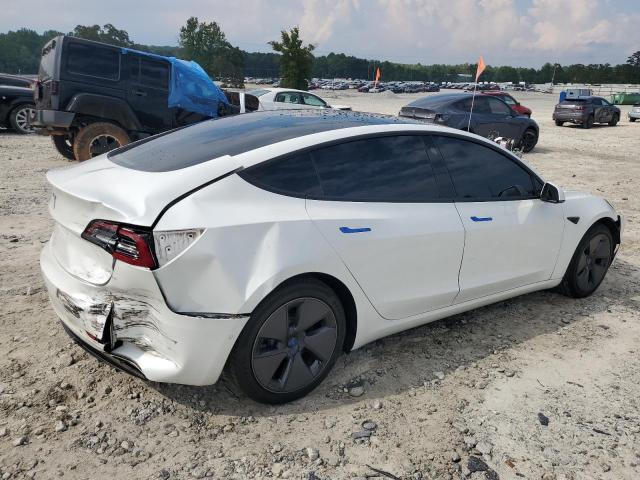 5YJ3E1EA8MF918723 - 2021 TESLA MODEL 3 WHITE photo 3