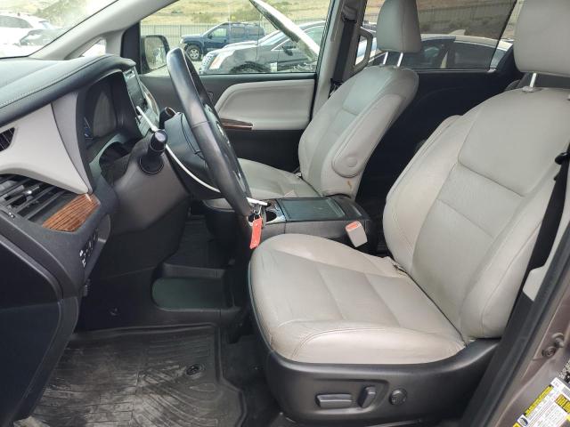 5TDDZ3DC4HS152661 - 2017 TOYOTA SIENNA XLE GRAY photo 7