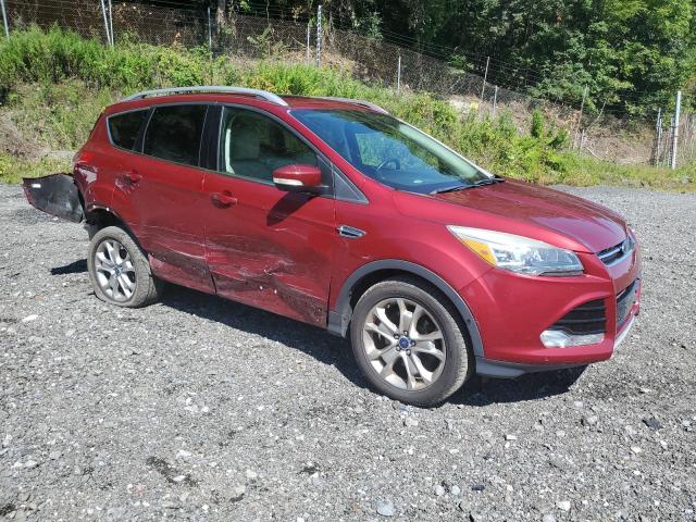 1FMCU9J93GUB10574 - 2016 FORD ESCAPE TITANIUM RED photo 4