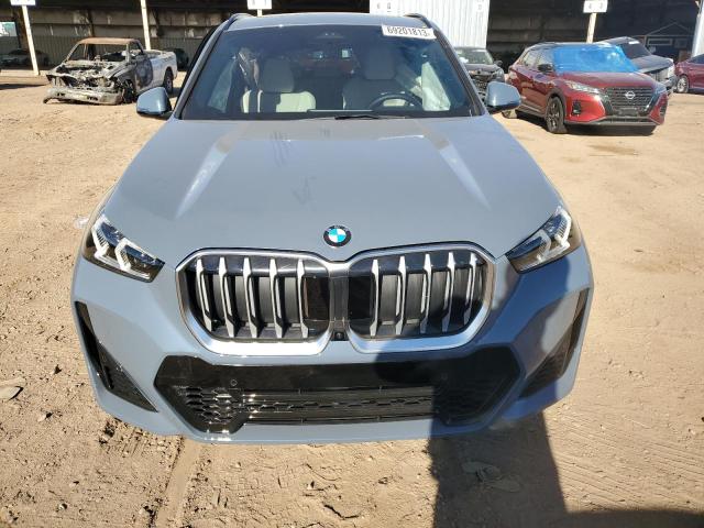 WBX73EF06P5X17920 - 2023 BMW X1 XDRIVE28I GRAY photo 5