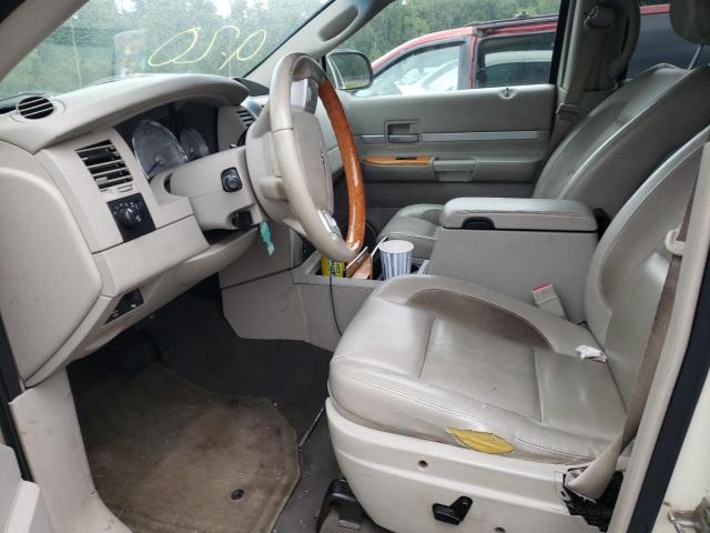 1A8HW58248F119028 - 2008 CHRYSLER ASPEN LIMITED 白色 照片 7