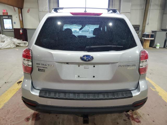 JF2SJADC8FH834562 - 2015 SUBARU FORESTER 2.5I PREMIUM SILVER photo 6