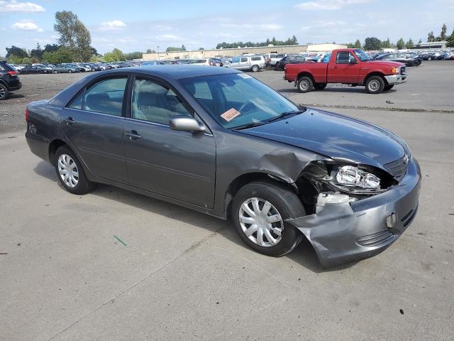 4T1BE32K92U580821 - 2002 TOYOTA CAMRY LE SILVER photo 4