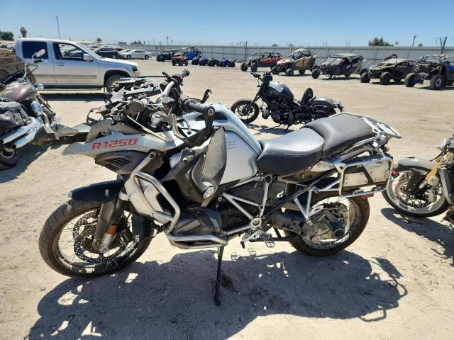 WB10M1301N6F48325 - 2022 BMW R 1250 GS ADVENTURE GRAY photo 3
