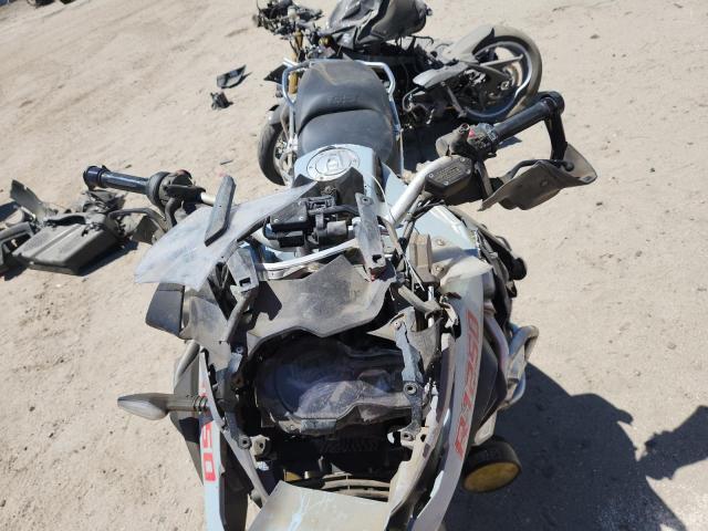WB10M1301N6F48325 - 2022 BMW R 1250 GS ADVENTURE GRAY photo 5