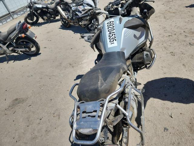WB10M1301N6F48325 - 2022 BMW R 1250 GS ADVENTURE GRAY photo 6