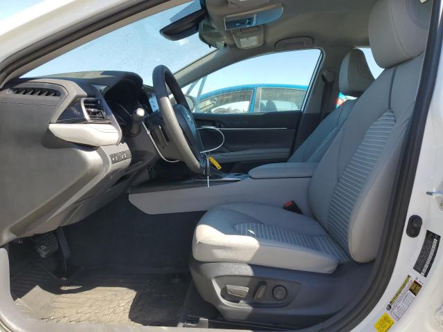 4T1G11AK6PU813925 - 2023 TOYOTA CAMRY SE NIGHT SHADE WHITE photo 7