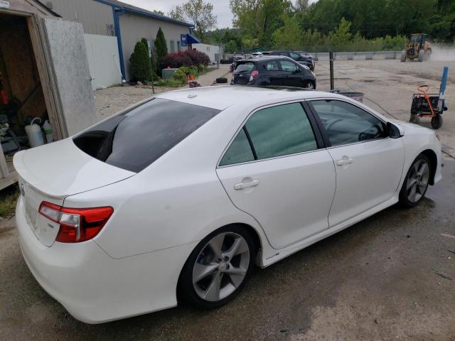 4T1BF1FK0CU634374 - 2012 TOYOTA CAMRY BASE WHITE photo 3
