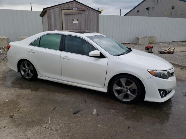 4T1BF1FK0CU634374 - 2012 TOYOTA CAMRY BASE WHITE photo 4