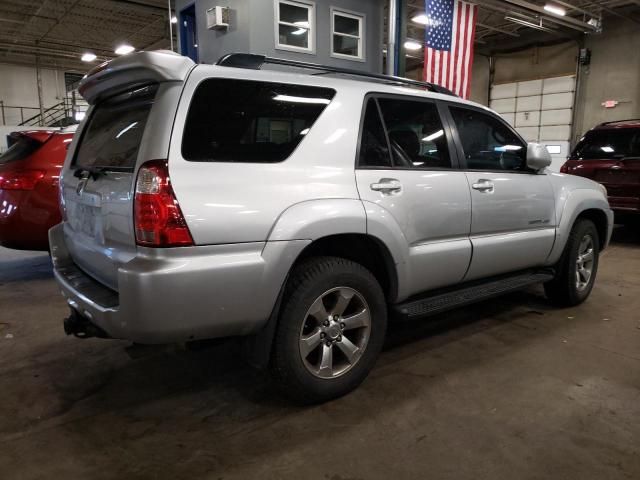 JTEBT17R860059988 - 2006 TOYOTA 4RUNNER LIMITED SILVER photo 3