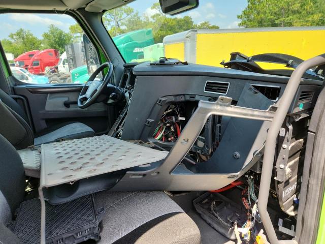 1FUJHTDVXNLNC4562 - 2022 FREIGHTLINER CASCADIA 1 Yaşıl foto 8