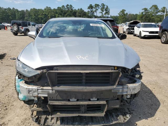 3FA6P0LU7KR140902 - 2019 FORD FUSION SE 银色 照片 5