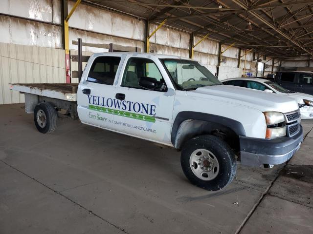 1GBHC23U46F261761 - 2006 CHEVROLET SILVERADO C2500 HEAVY DUTY WHITE photo 4