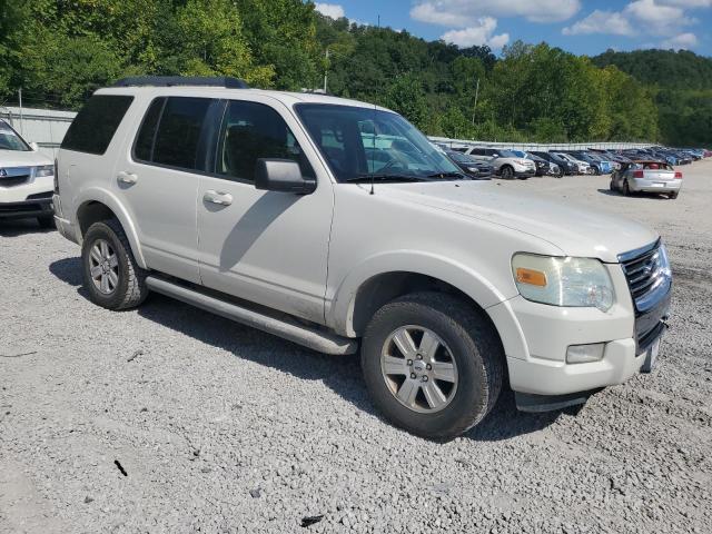 1FMEU7DE3AUA48784 - 2010 FORD EXPLORER XLT WHITE photo 4