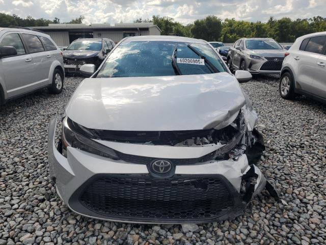 5YFEPRAE6LP056633 - 2020 TOYOTA COROLLA LE Argent photo 5