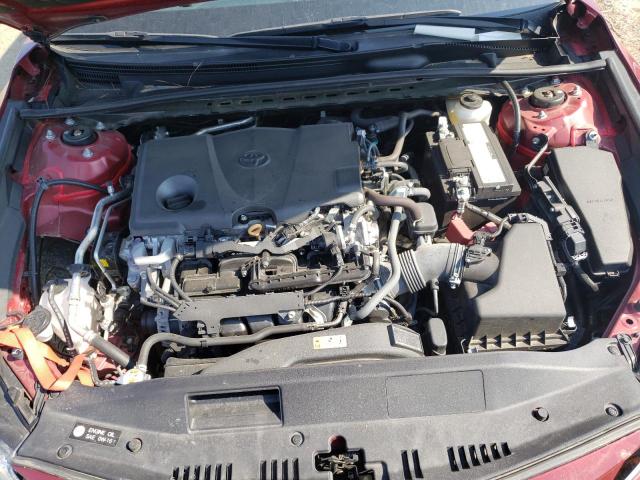 4T1C11AKXMU555645 - 2021 TOYOTA CAMRY LE RED photo 11
