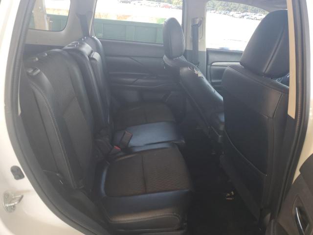 JA4AD3A36FZ013921 - 2015 MITSUBISHI OUTLANDER SE WHITE photo 10