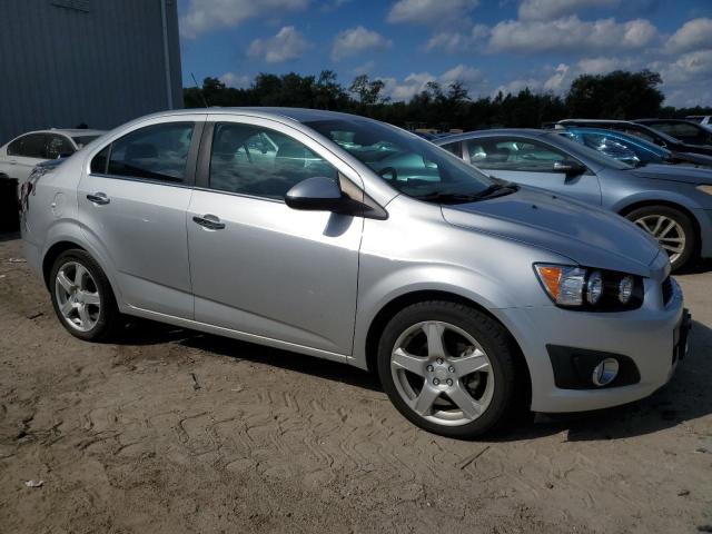 1G1JE5SB4G4139500 - 2016 CHEVROLET SONIC LTZ SILVER photo 4