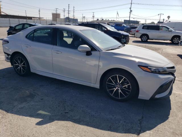 4T1G11AK0PU113723 - 2023 TOYOTA CAMRY SE NIGHT SHADE SILVER photo 4