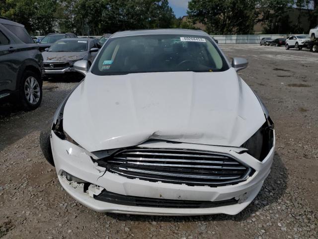 3FA6P0K92JR146361 - 2018 FORD FUSION TITANIUM/PLATINUM WHITE photo 5