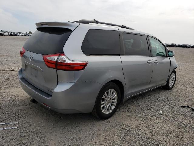 5TDYK3DC2FS665457 - 2015 TOYOTA SIENNA XLE SILVER photo 3