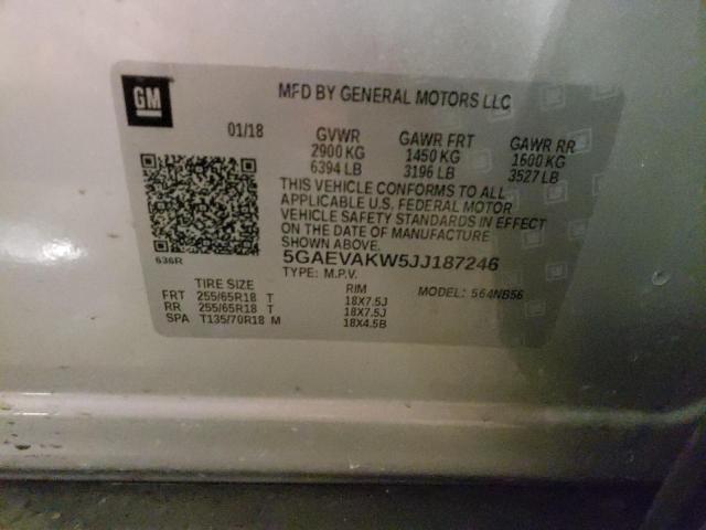 5GAEVAKW5JJ187246 - 2018 BUICK ENCLAVE ESSENCE Արծաթագույն լուսանկար 13